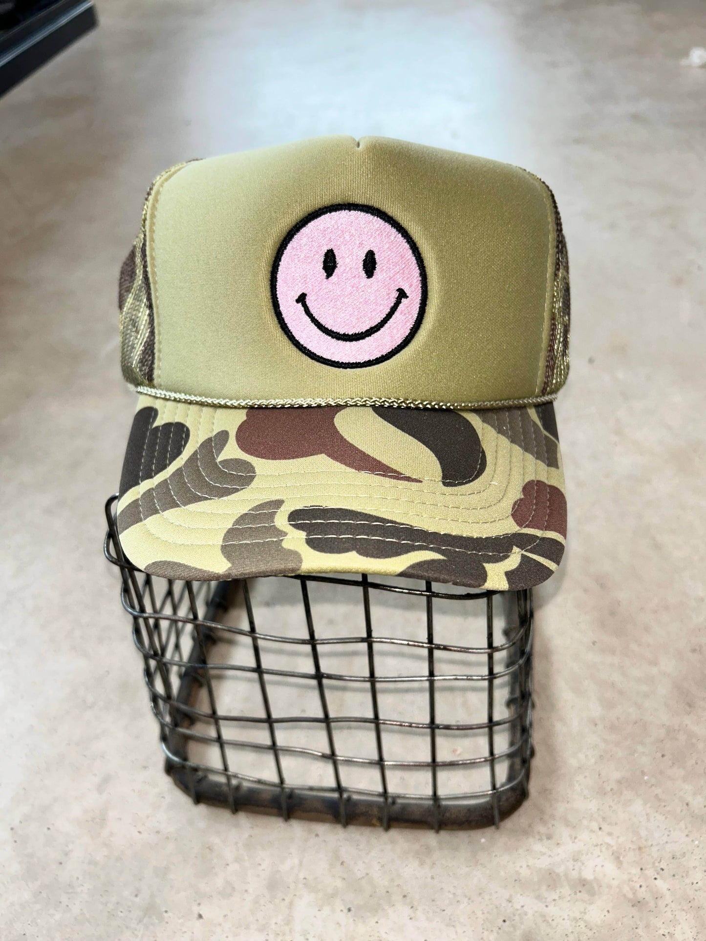 Pink Smiley Camo Trucker Hat - SAUVAGE ZSA™