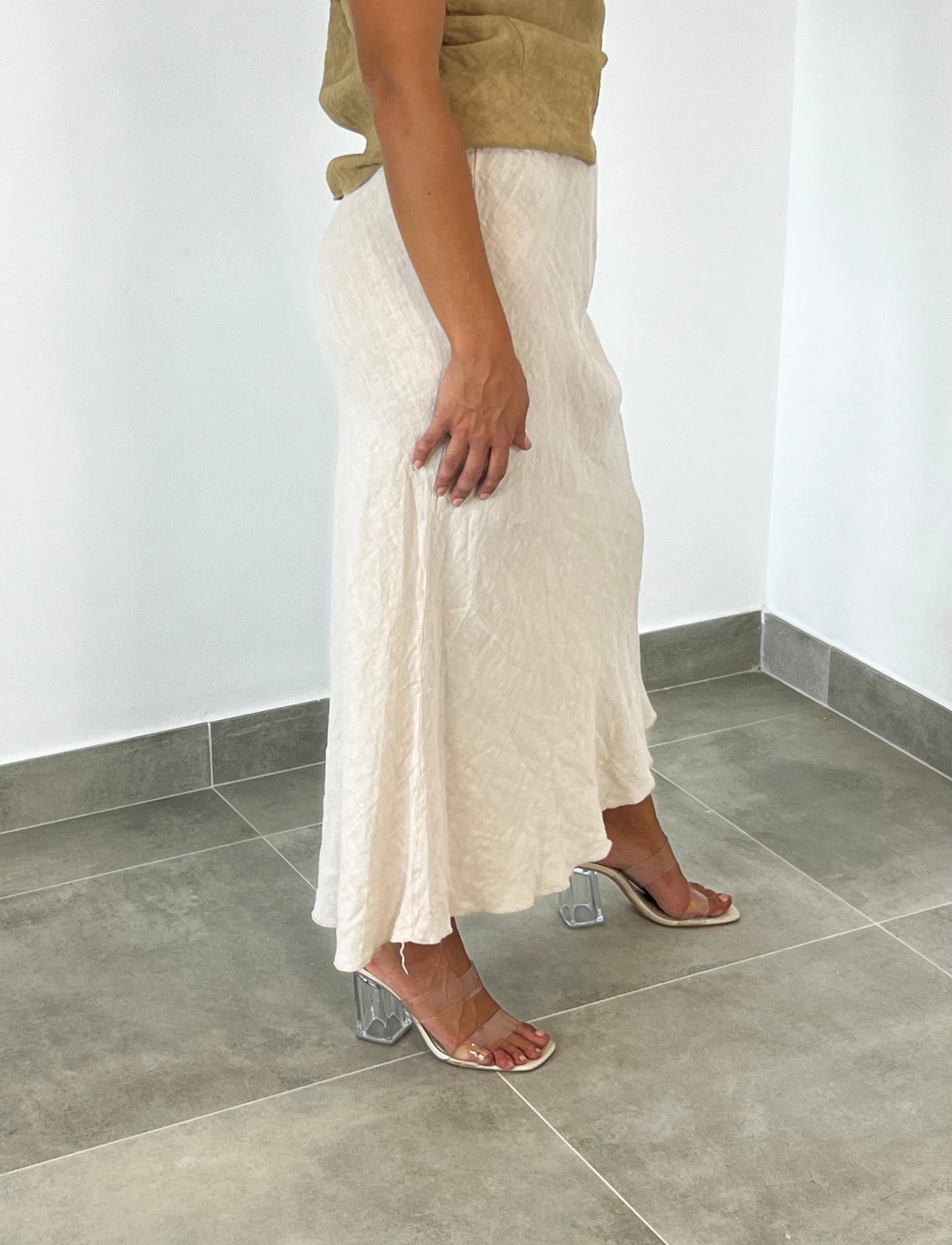 Travel Ready Italian Linen Skirt