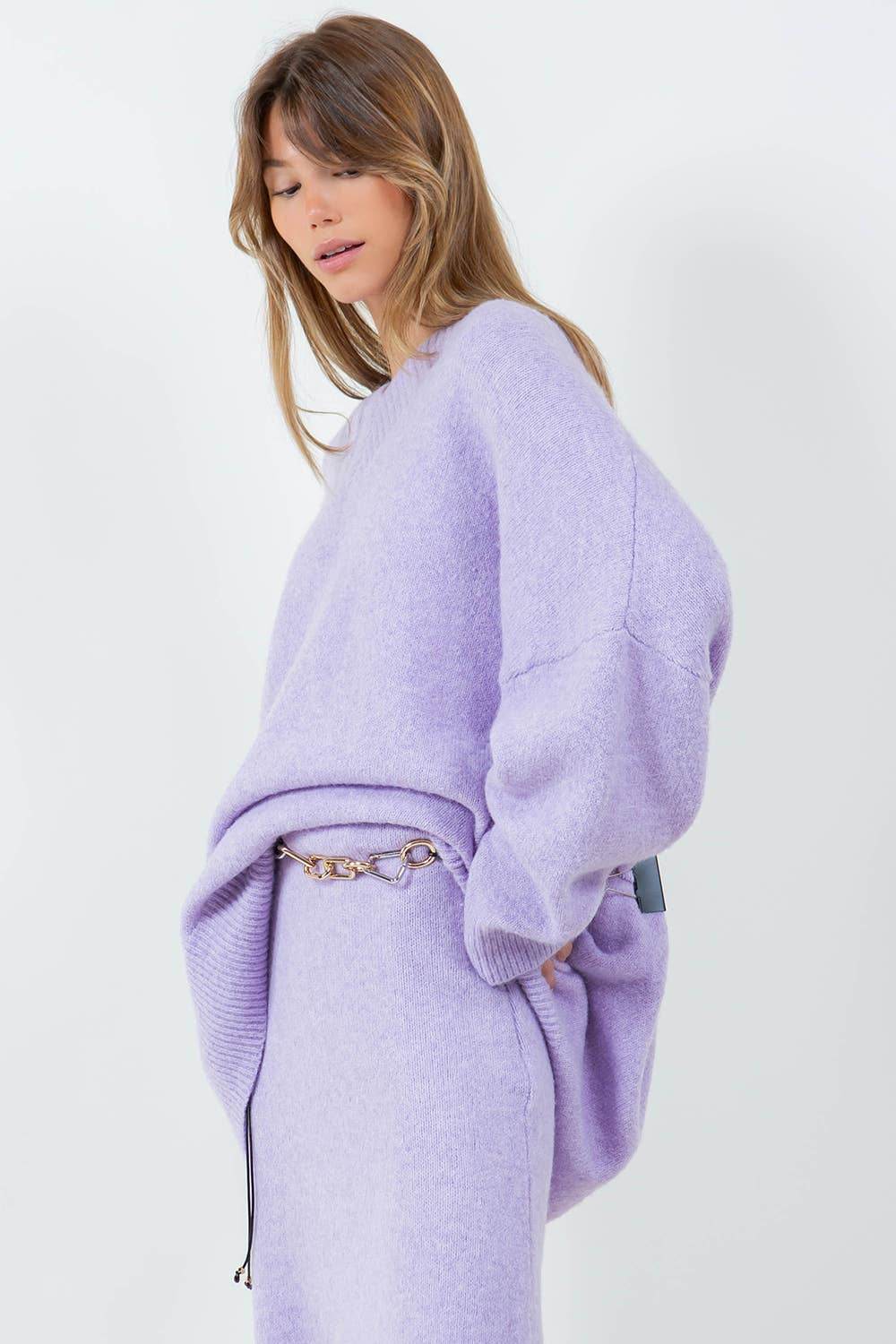 Oversized V-Neck Fuzzy Knitted Sweater - SAUVAGE ZSA™