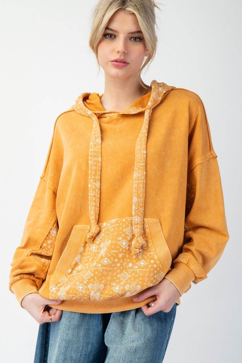 Mineral Wash Terry Cloth Hoodie with Thick Drawstrings & Paisley Print - SAUVAGE ZSA™
