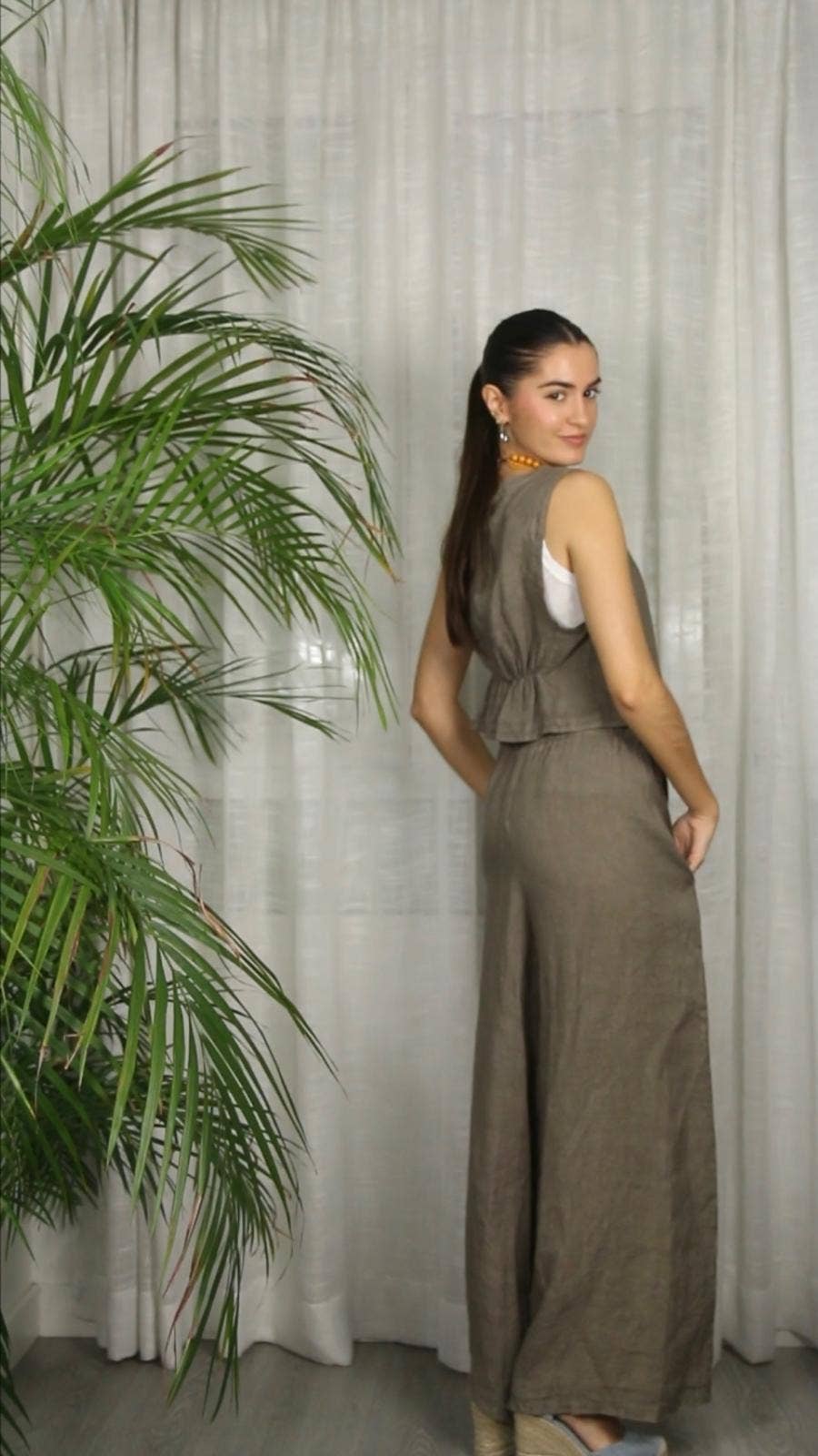 Comfortable Italian Linen Vest