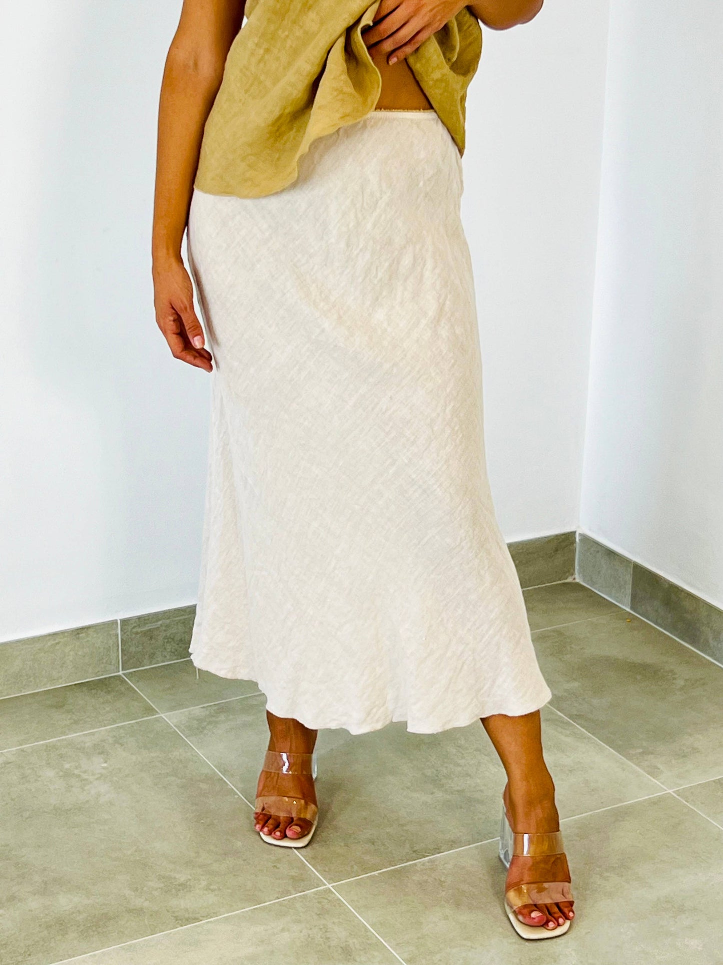 Travel Ready Italian Linen Skirt