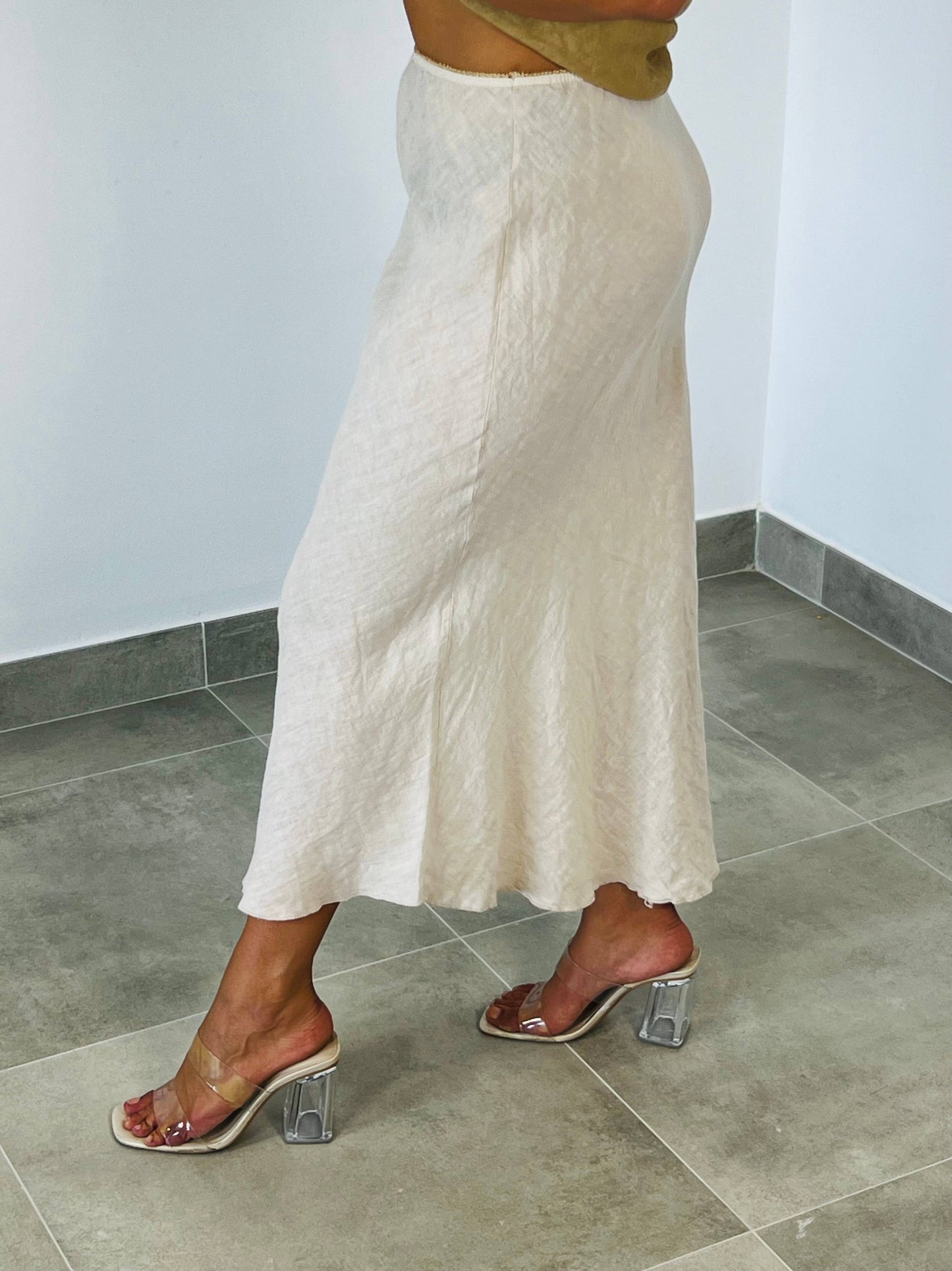 Travel Ready Italian Linen Skirt