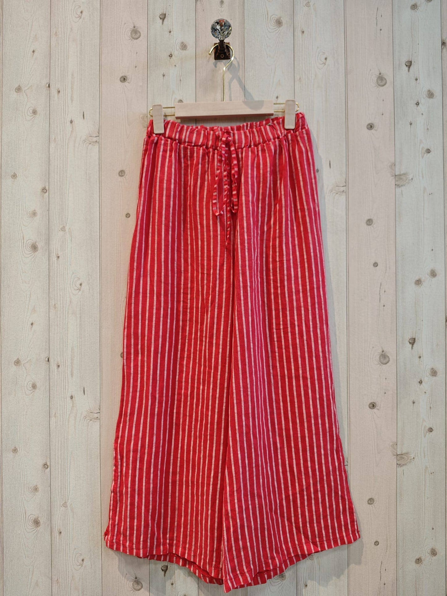 100% Italian Linen Striped Capri Trouser