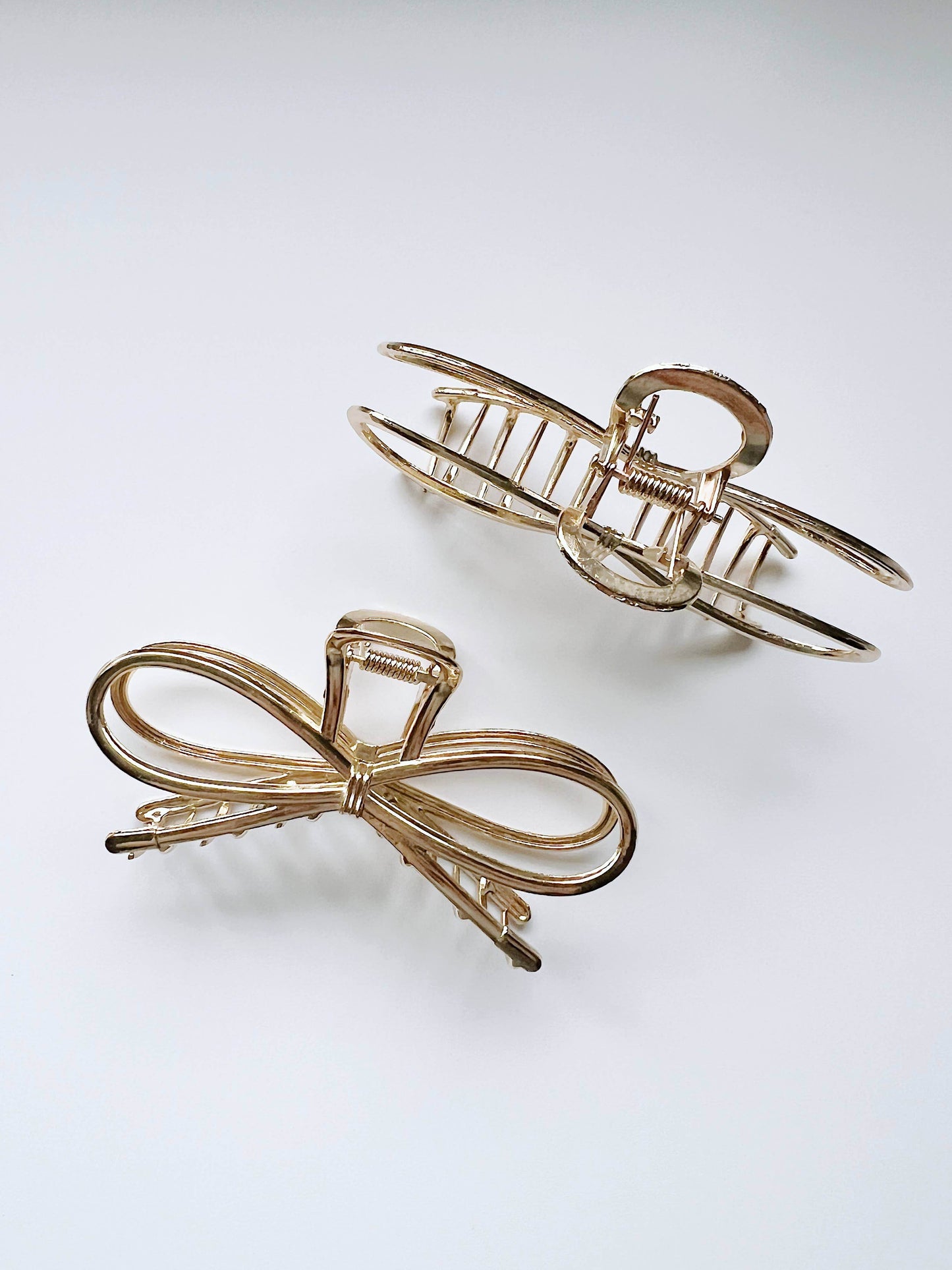 Gold Bow Hair Claw - SAUVAGE ZSA™