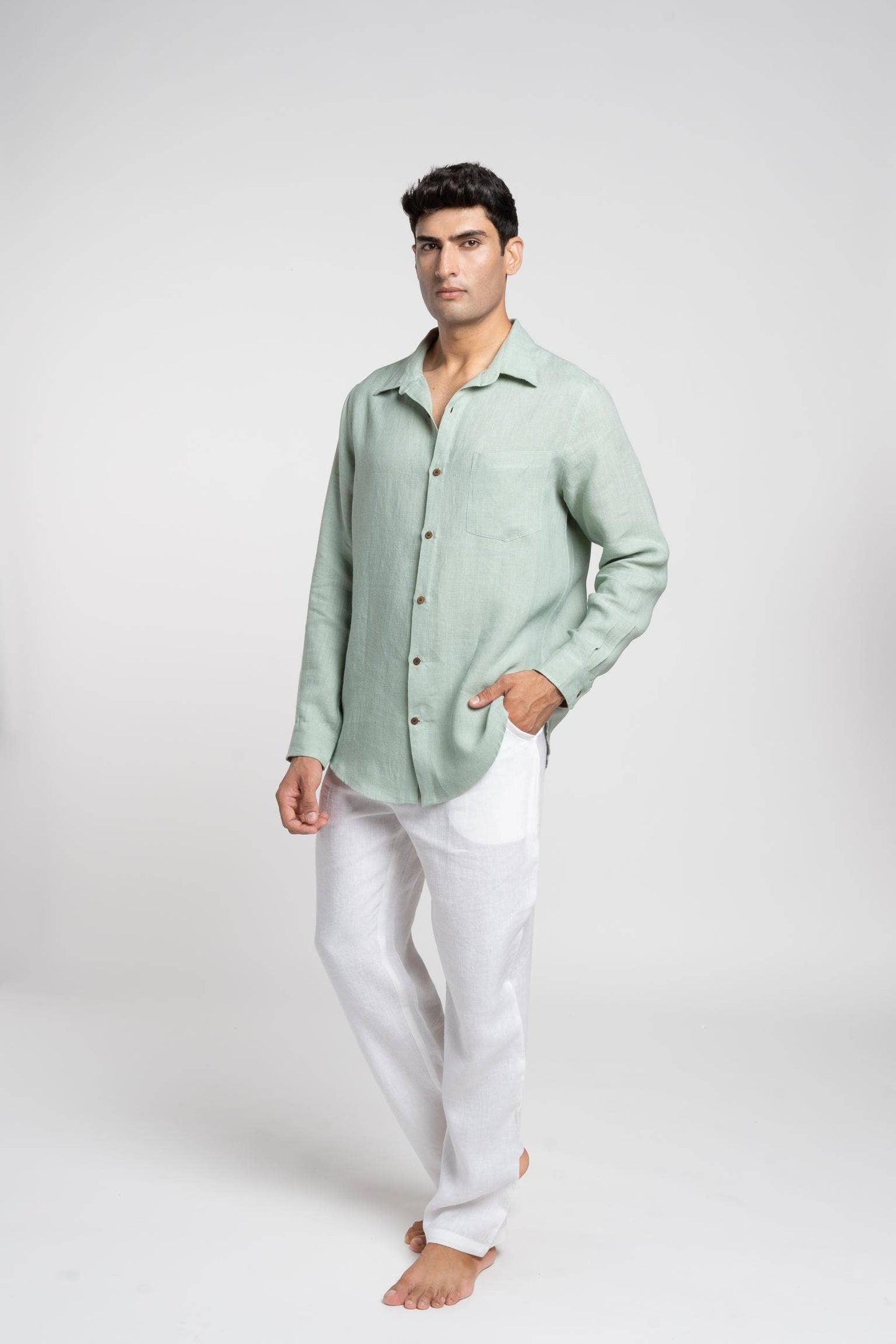 Linen Buttondown Shirt