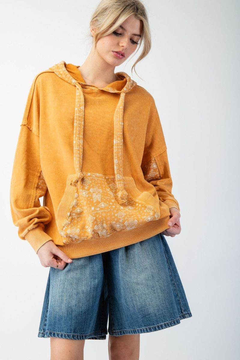 Mineral Wash Terry Cloth Hoodie with Thick Drawstrings & Paisley Print - SAUVAGE ZSA™