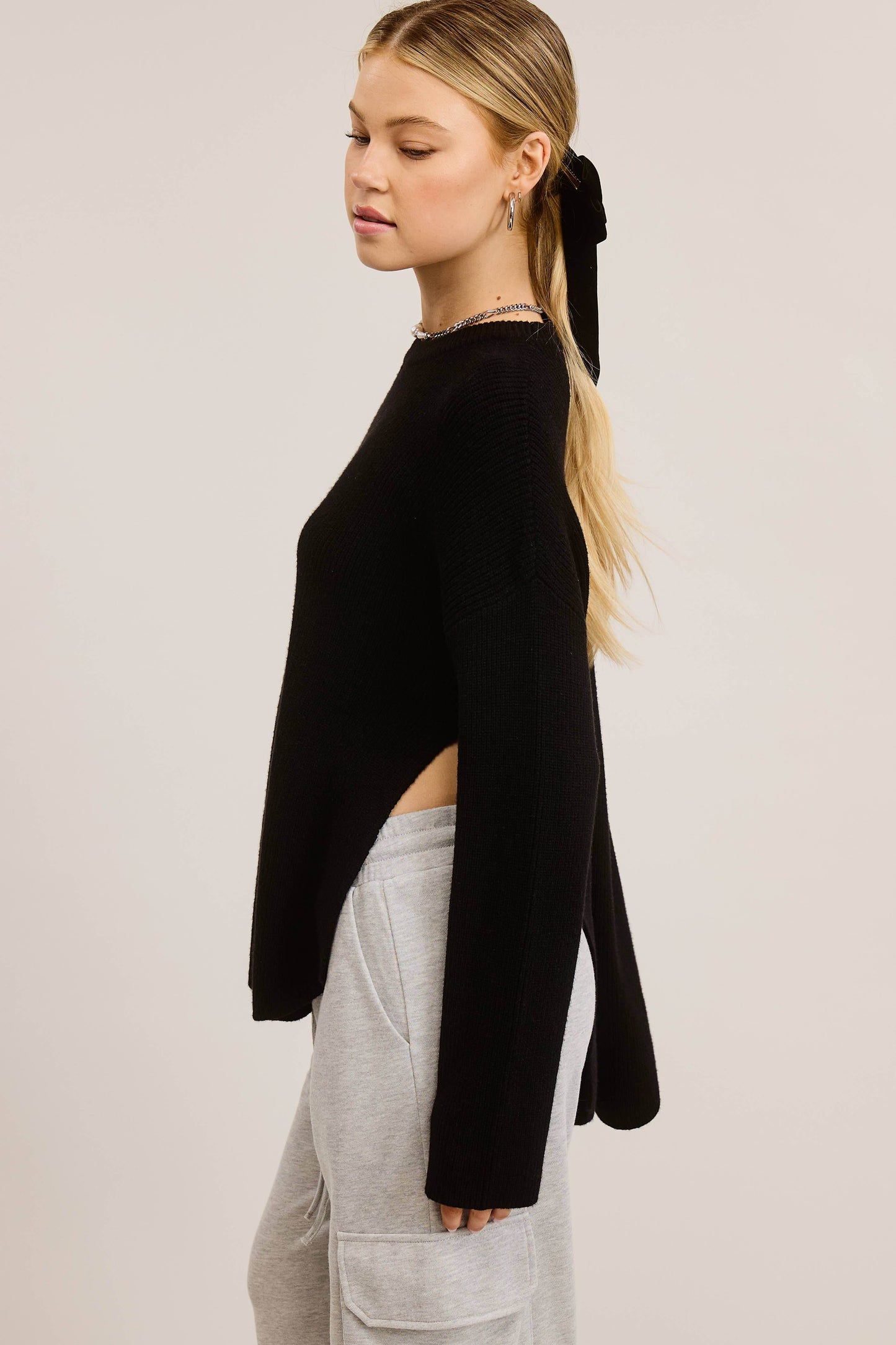 Cozy Knit Sweater with Dual Side Slit - SAUVAGE ZSA™