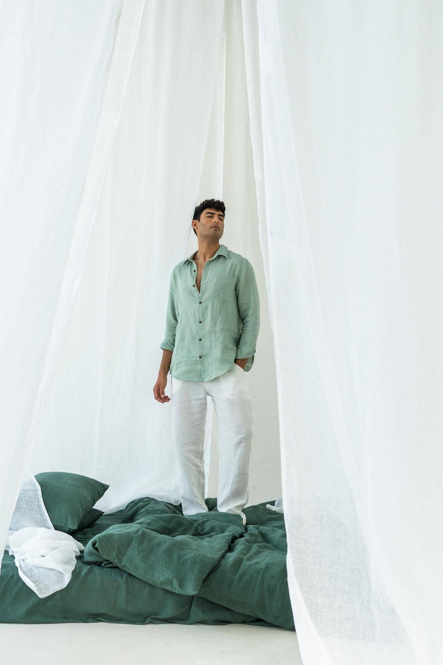 Linen Buttondown Shirt