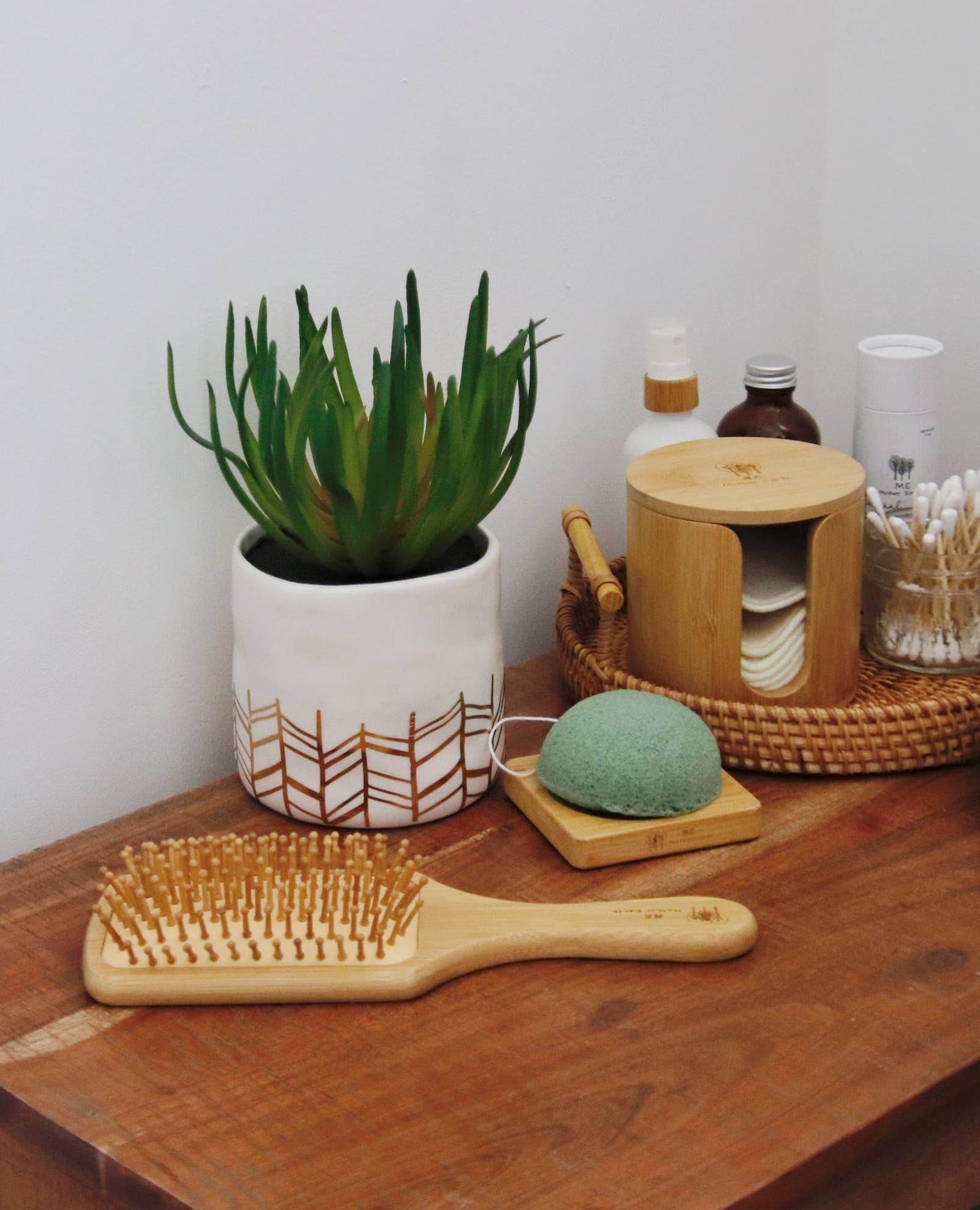 Bamboo Paddle Hairbrush - SAUVAGE ZSA™
