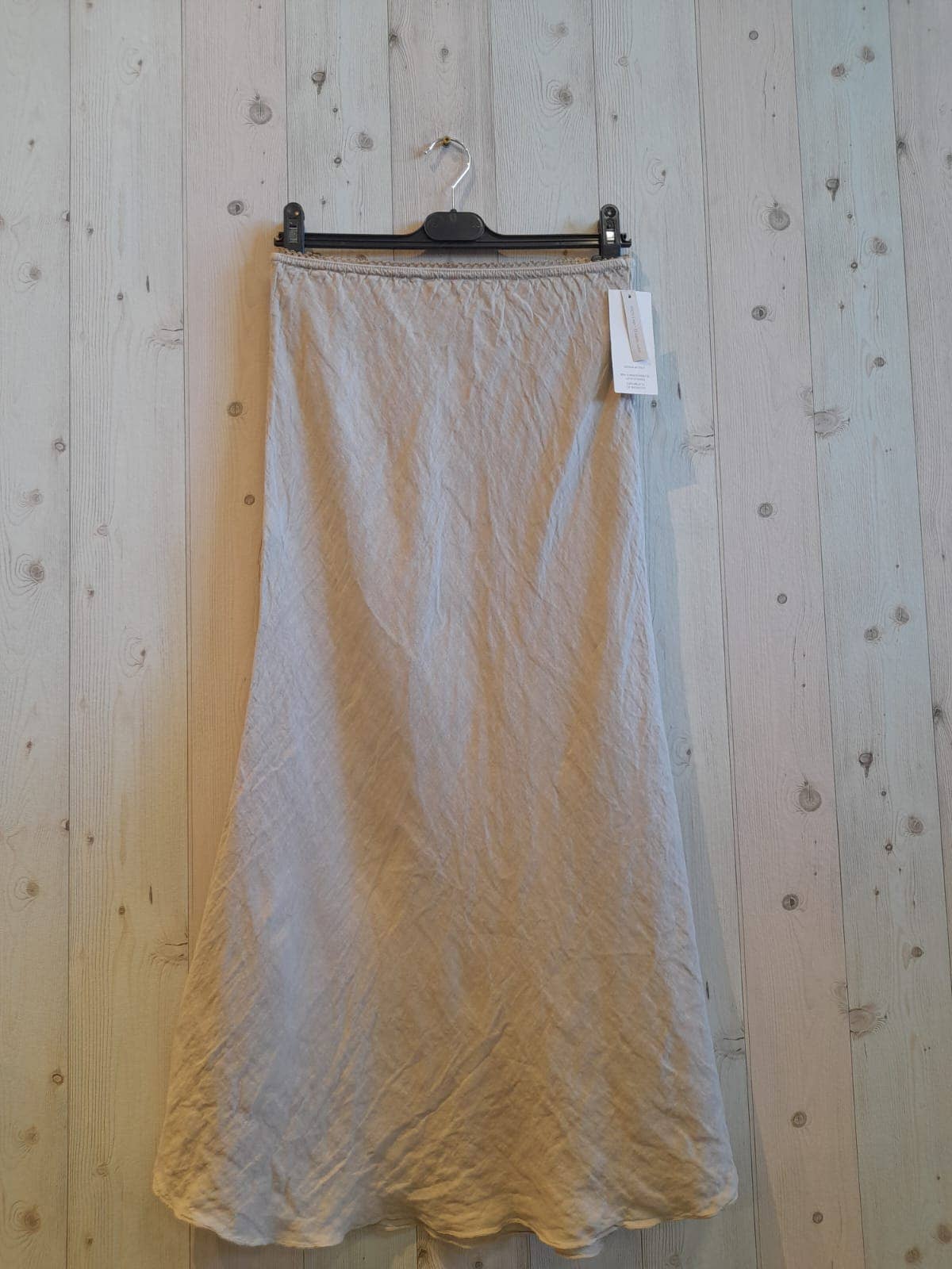 Travel Ready Italian Linen Skirt