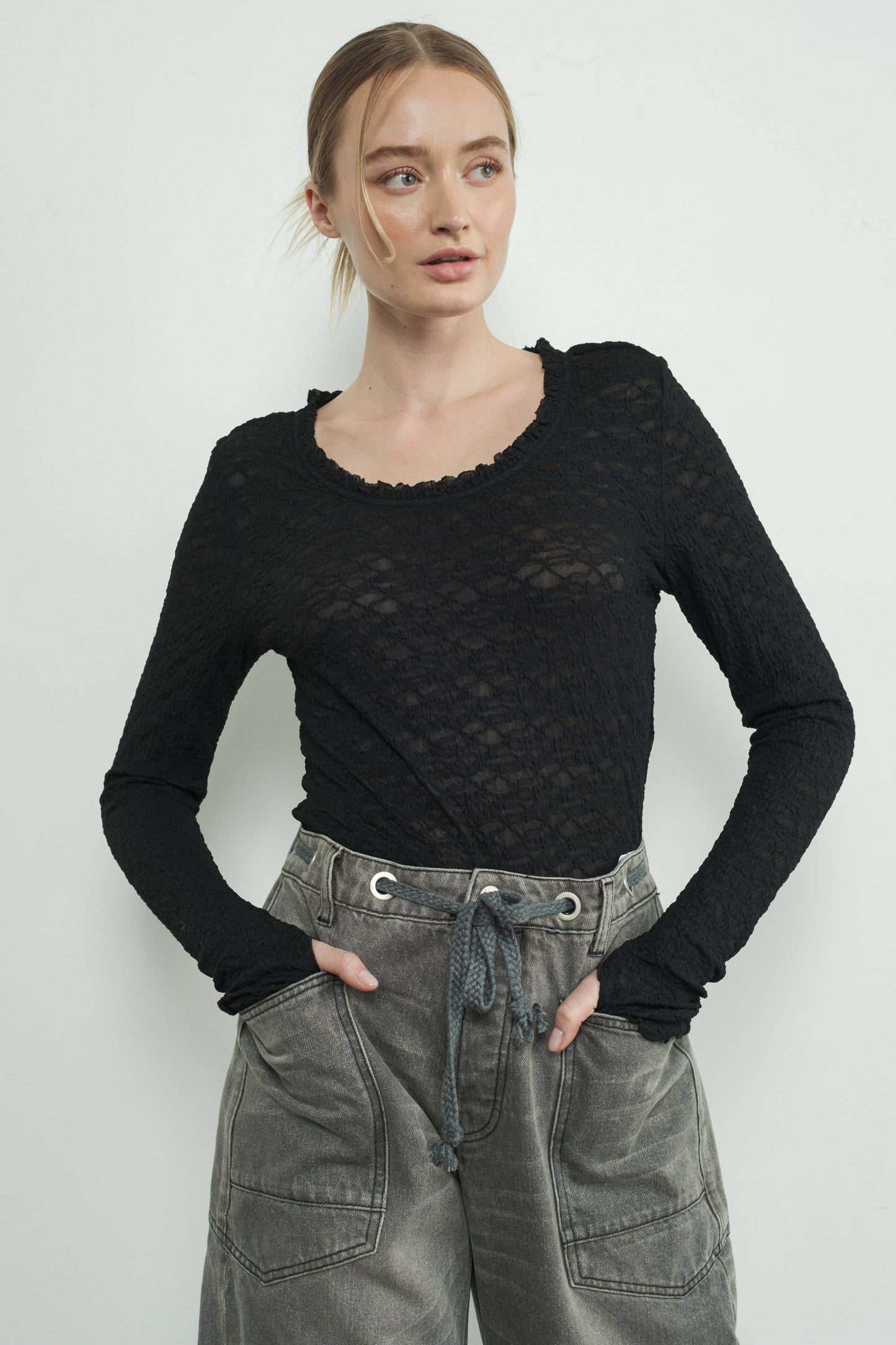 LACE TOP WITH RUFFLE ROUND NECK - SAUVAGE ZSA™