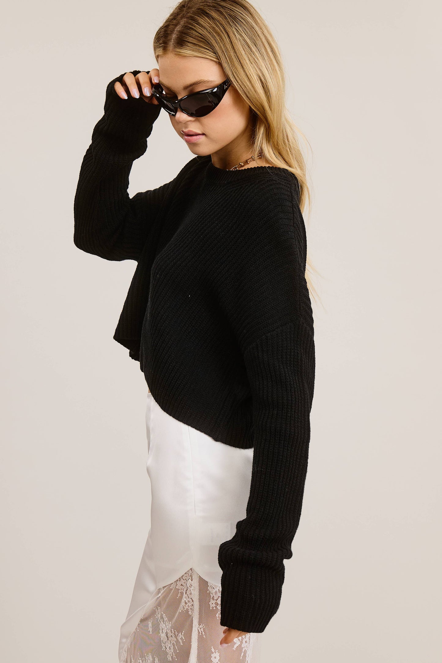 ASYMMETRICAL HEM LONG SLEEVE KNIT TOP