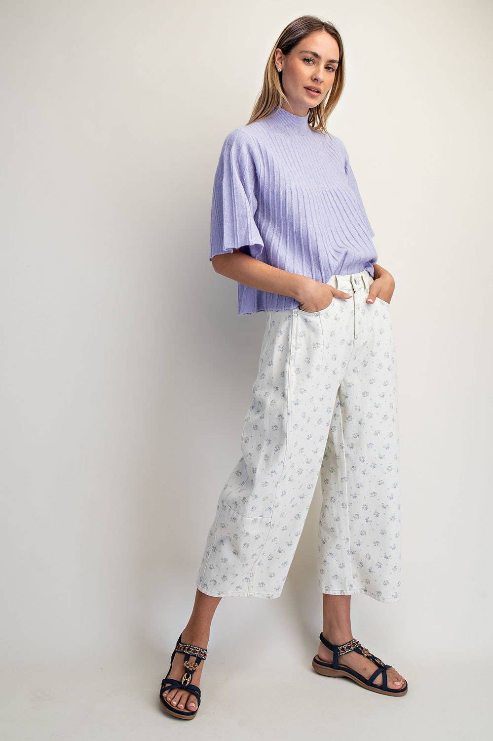 FLORAL PRINT BARREL PANTS