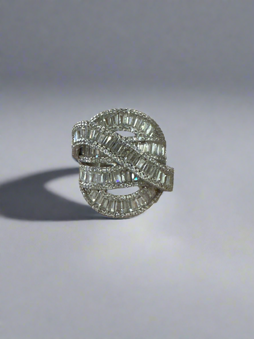 Stunning Baguette Crystal Worked Sterling Silver Ring Size 9