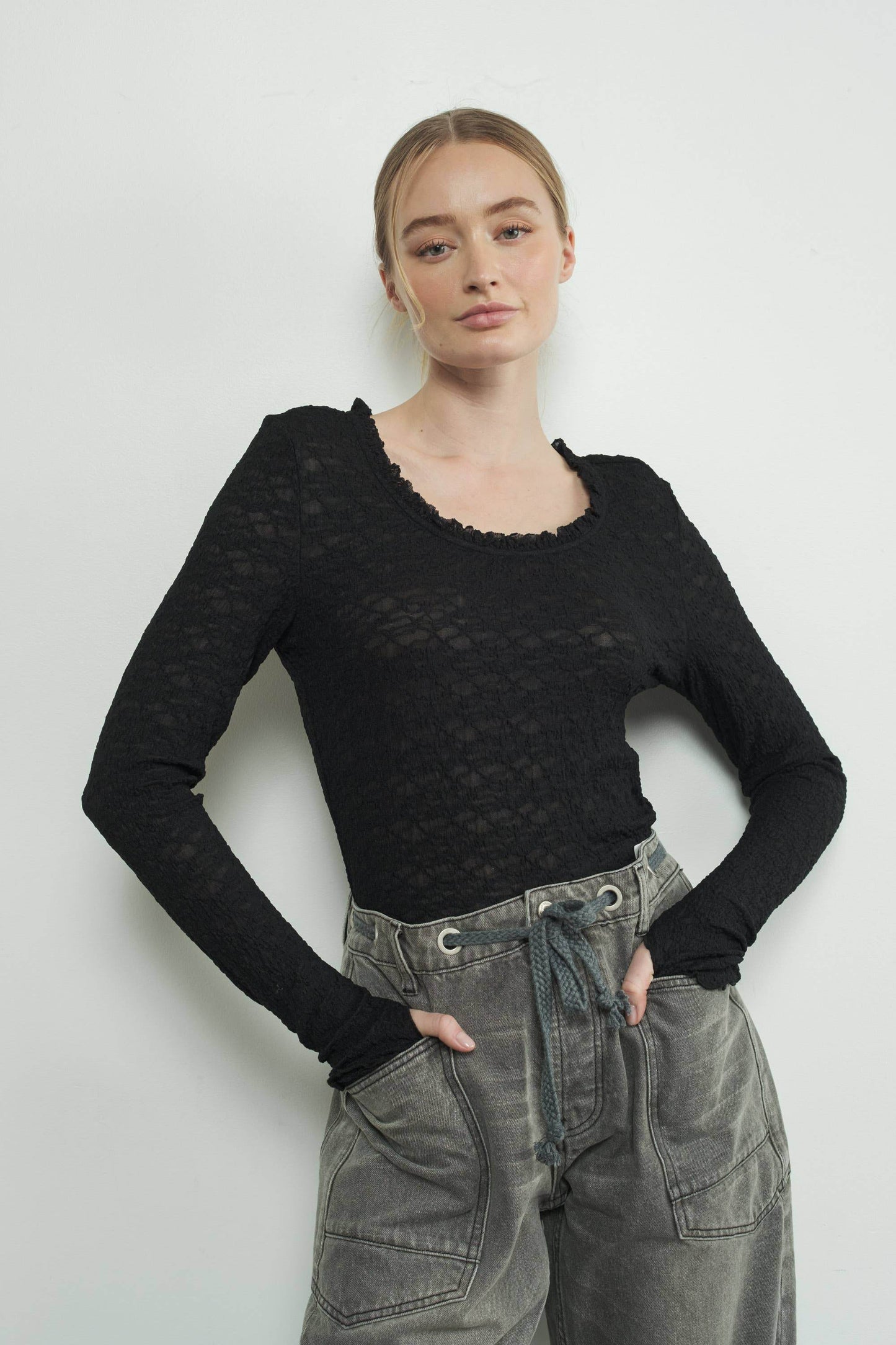 LACE TOP WITH RUFFLE ROUND NECK - SAUVAGE ZSA™