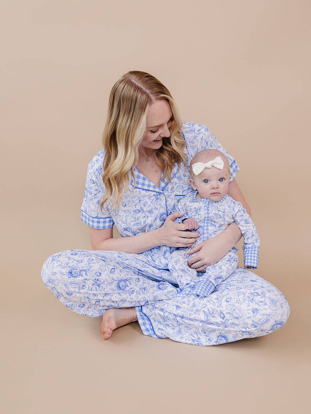 Bamboo Women's Pajamas Set - Mommy and Me Matching - Blue Flowers