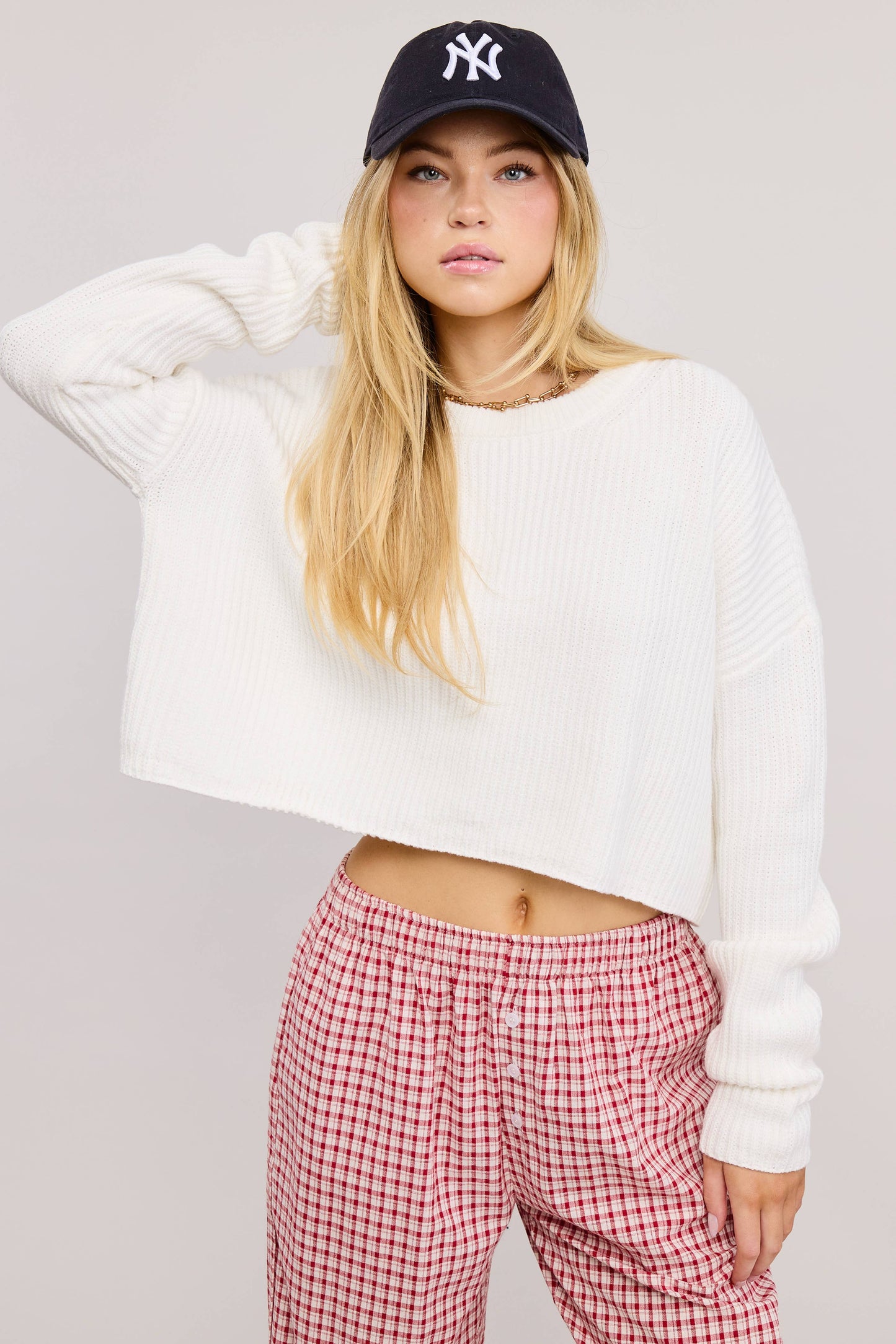 ASYMMETRICAL HEM LONG SLEEVE KNIT TOP