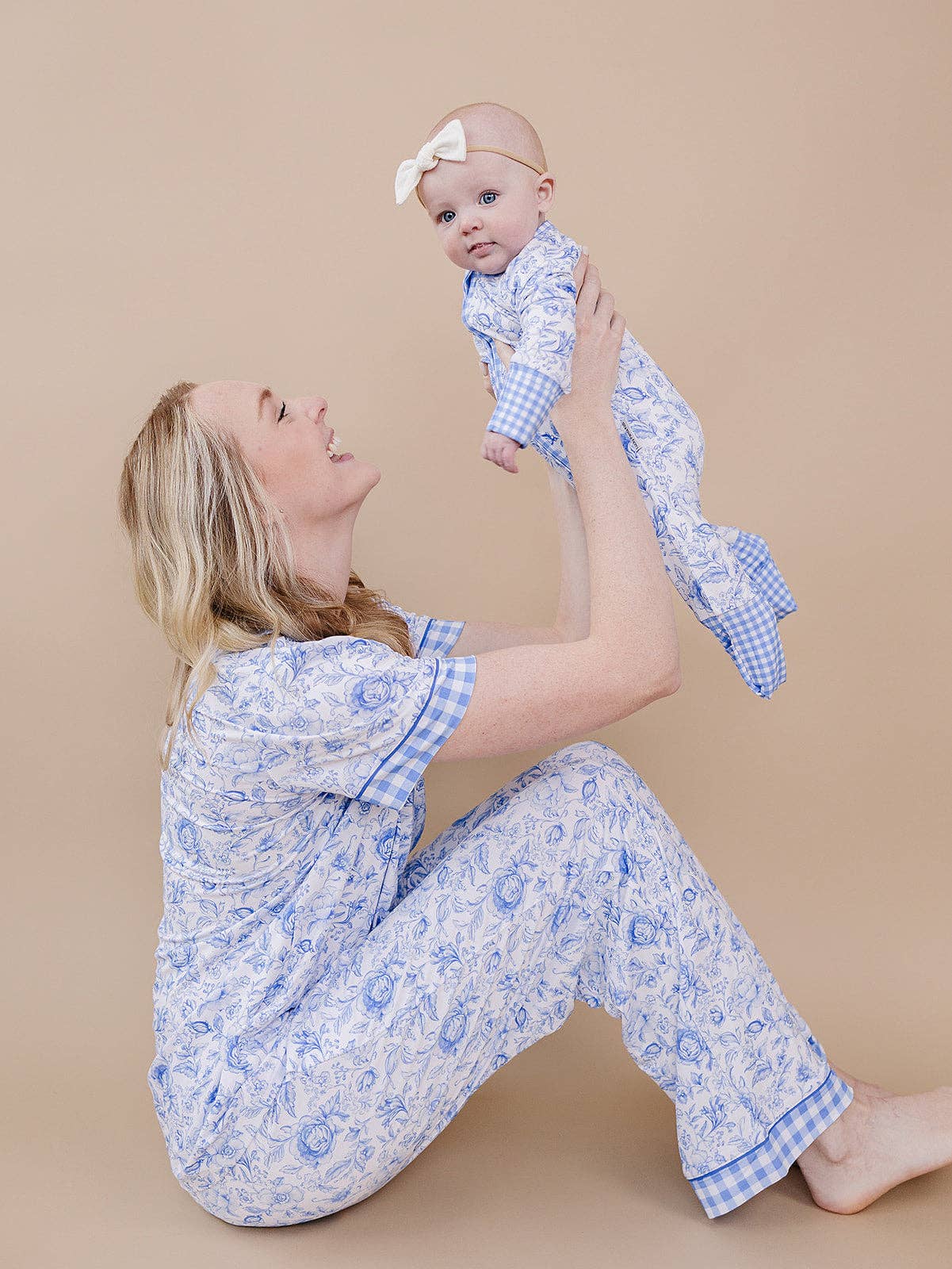 Bamboo Women's Pajamas Set - Mommy and Me Matching - Blue Flowers