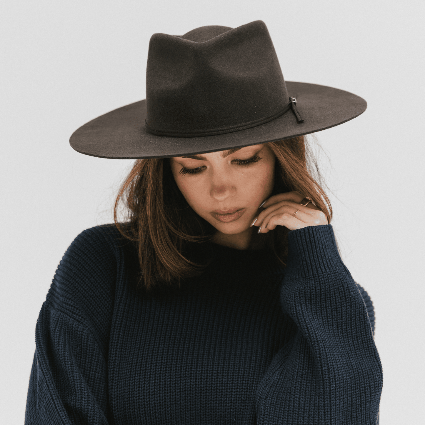 Emery Teardrop Fedora - SAUVAGE ZSA™
