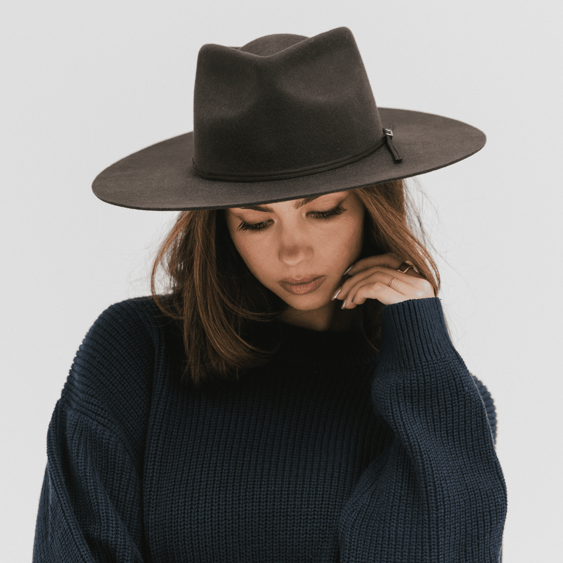 Emery Teardrop Fedora - SAUVAGE ZSA™