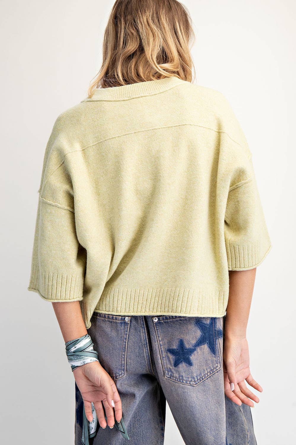 Crew Neck 3/4 Sleeve Chic Sweater in Powder Blue & Banana Pepper