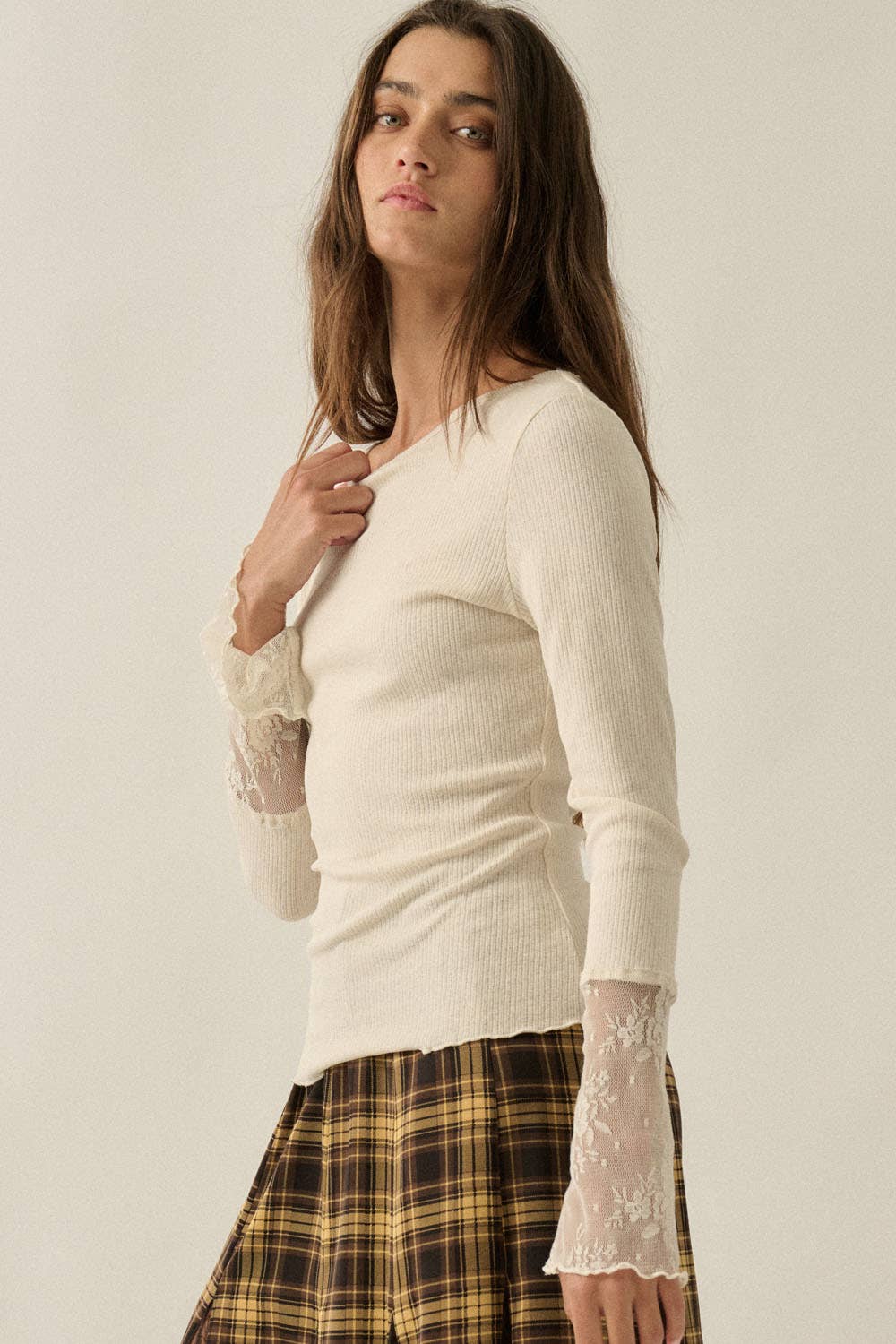 Solid Ribbed Knit Long-Sleeve Lace-Cuff Fitted Top