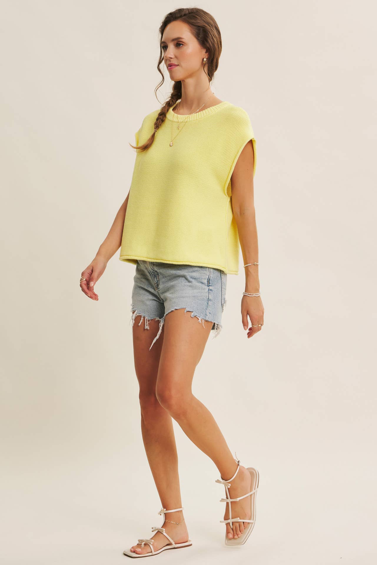 EVERYDAY EDIT RELAXED COTTON SWEATER VEST WITH EXPOSED SEAMS