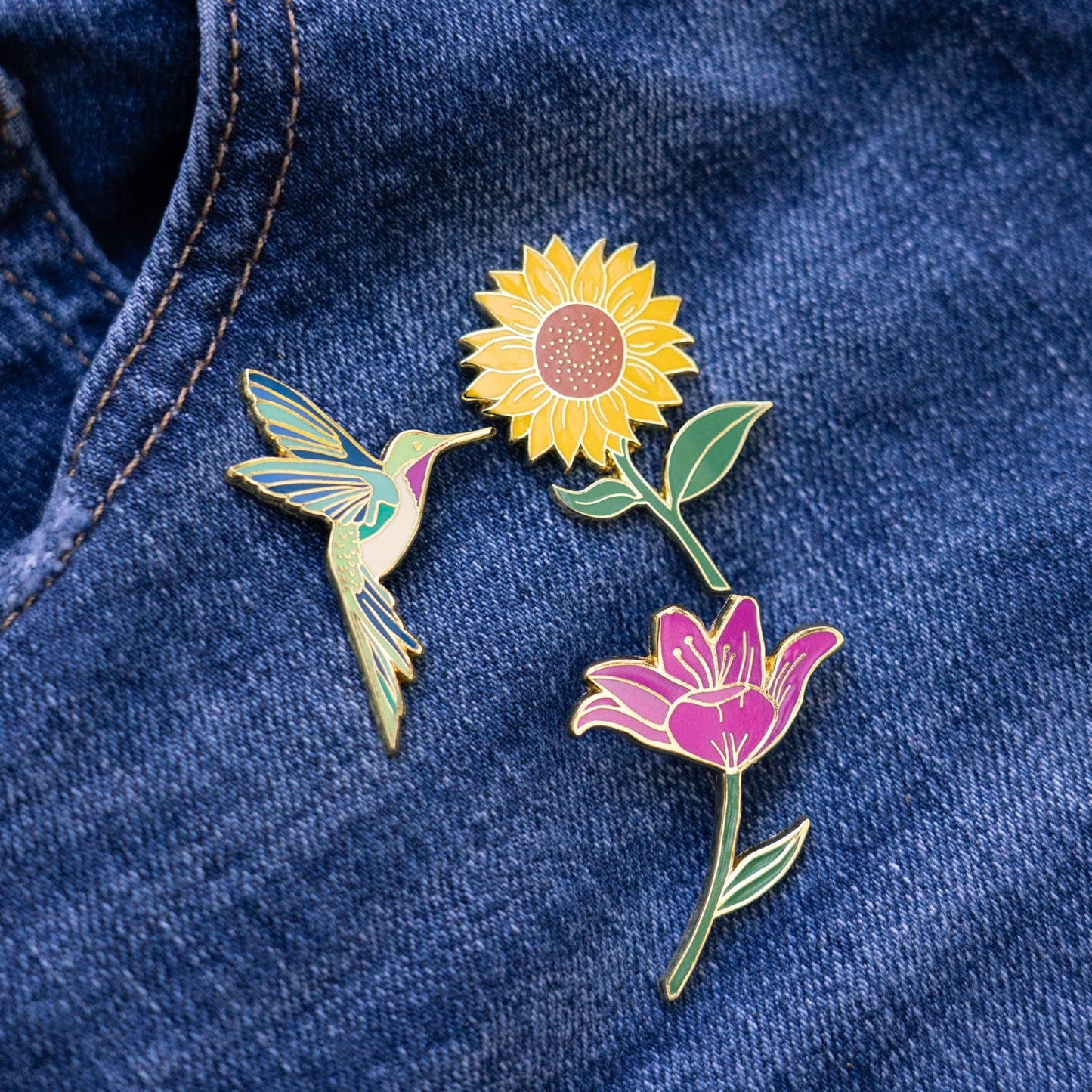 Hummingbird & Pink Lily Flower Gift Pin Set