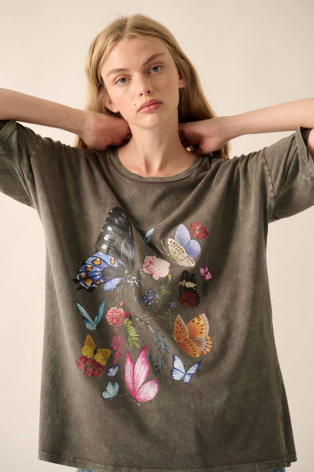 Butterfly Flower Vintage-Wash Oversize Grey Graphic Tee