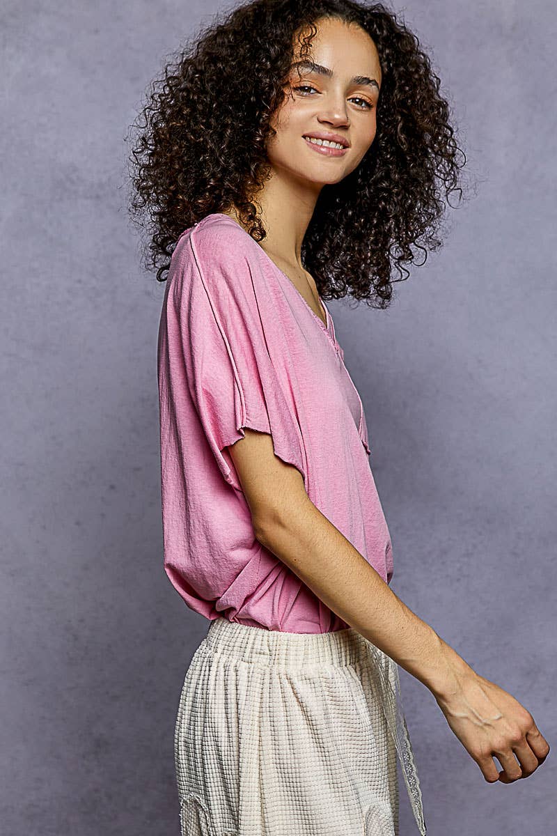 Boho Hand Dip Dye V-Neck T-shirt with Short Sleeves and Front Pocket