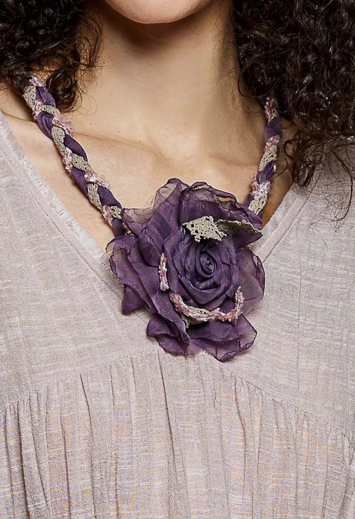 Boho Multi-Strap Sculpted Rose Crochet Belt Choker