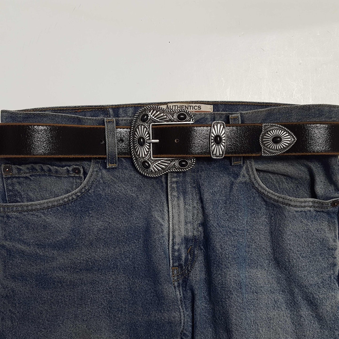 Vintage White Leather Belt with Western Turquoise Buckle Set