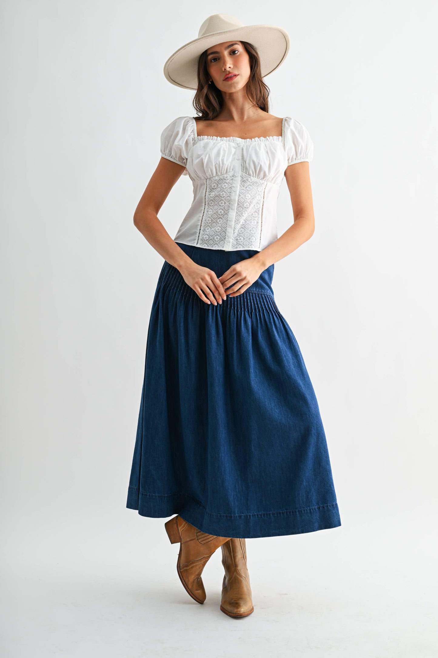 Embroidered Puff Sleeve Blouse