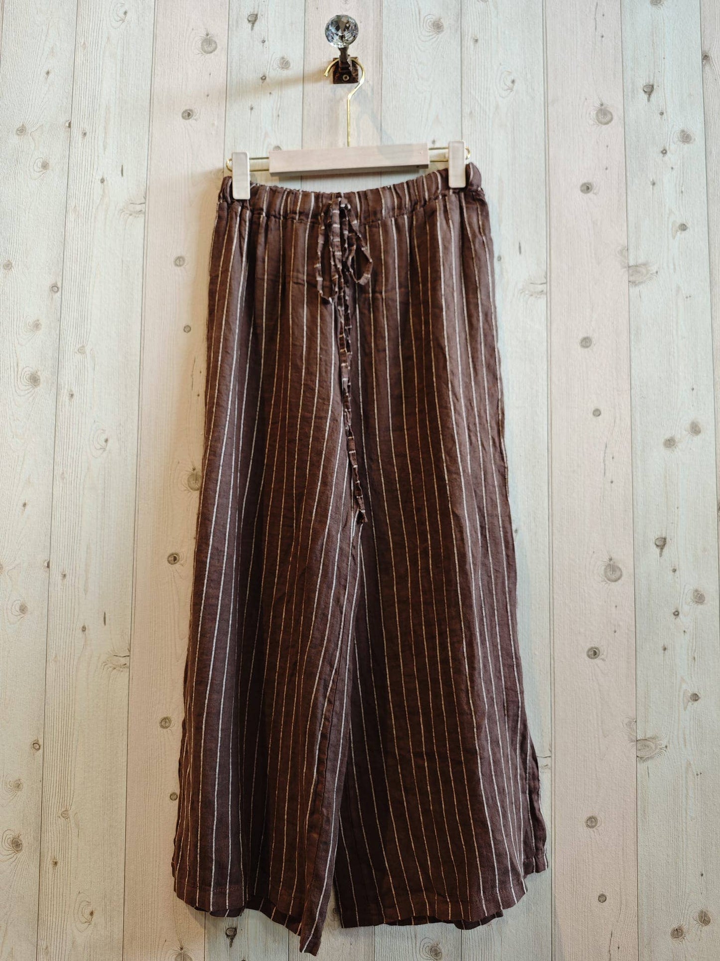 100% Italian Linen Striped Capri Trouser