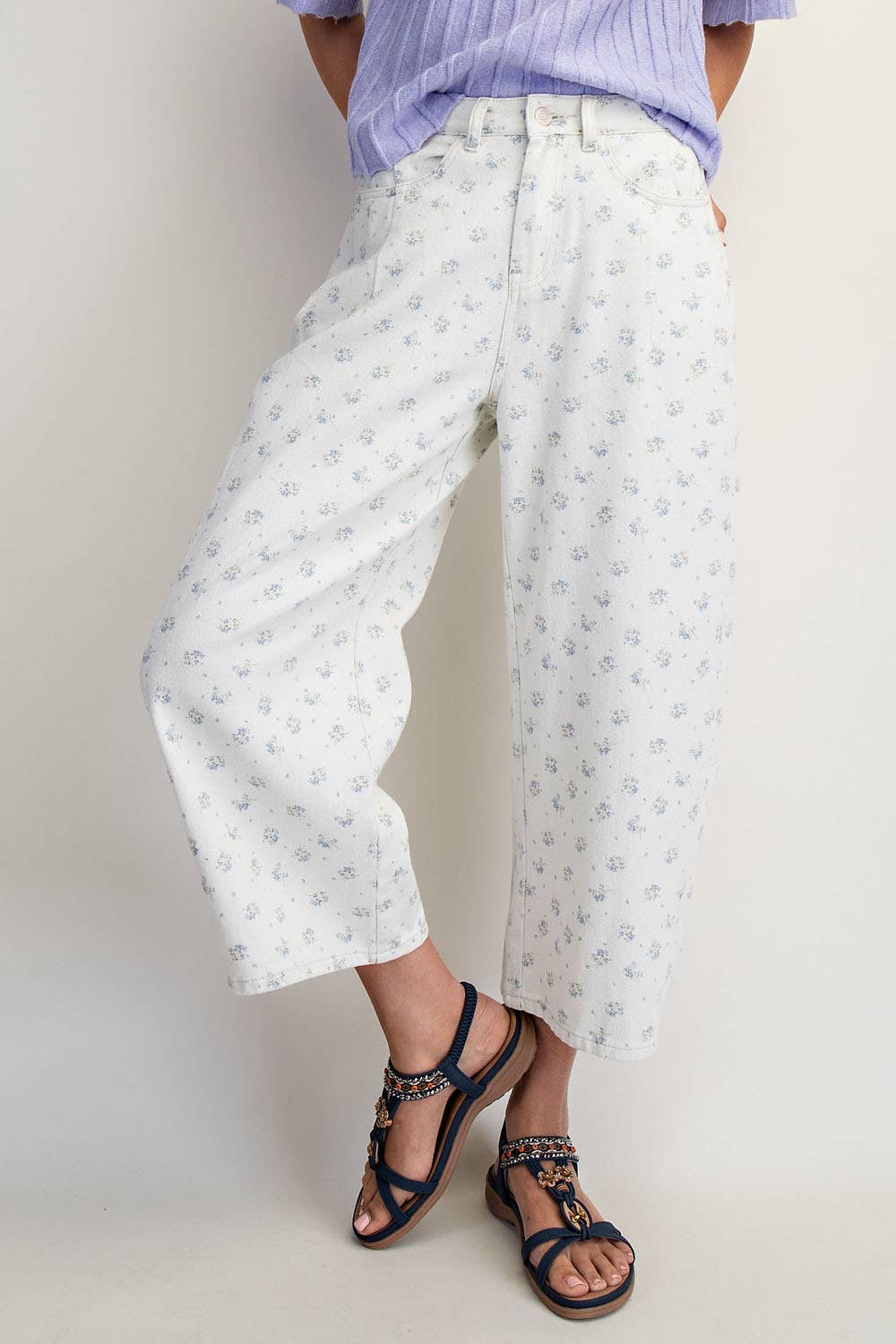 FLORAL PRINT BARREL PANTS