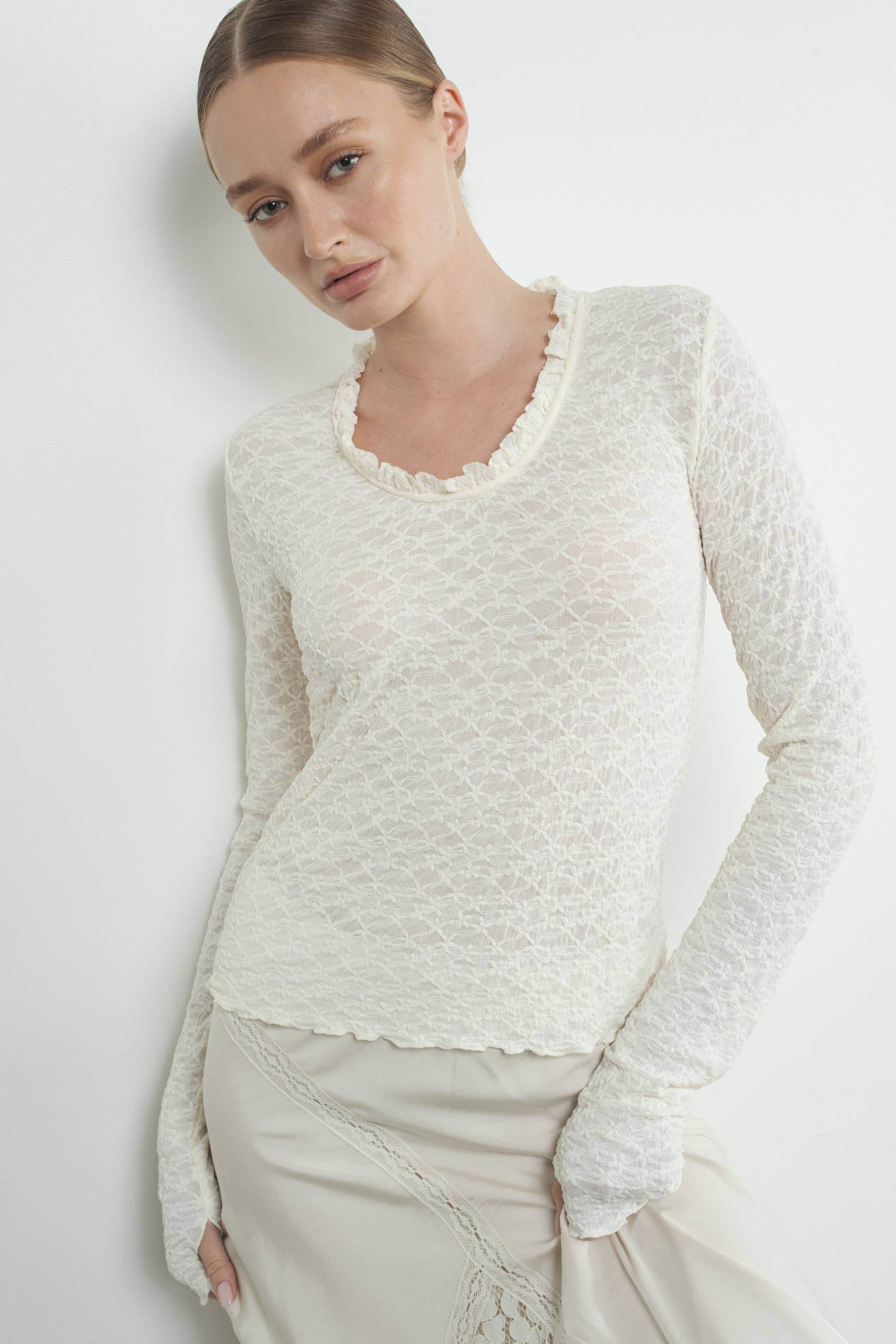 LACE TOP WITH RUFFLE ROUND NECK - SAUVAGE ZSA™