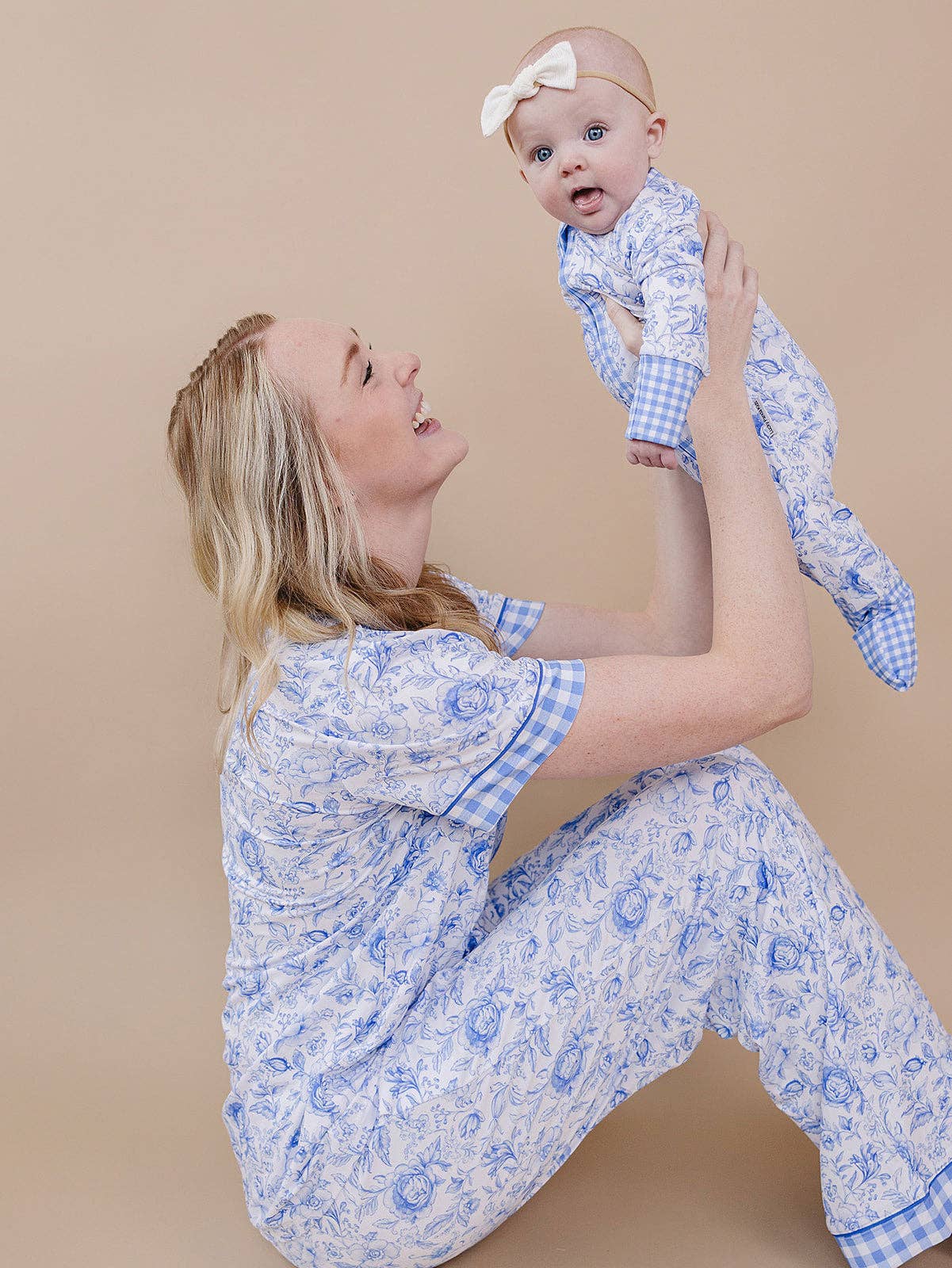 Baby Bamboo Zip Romper Footie & Mittens - Mommy and Me Blue Flowers