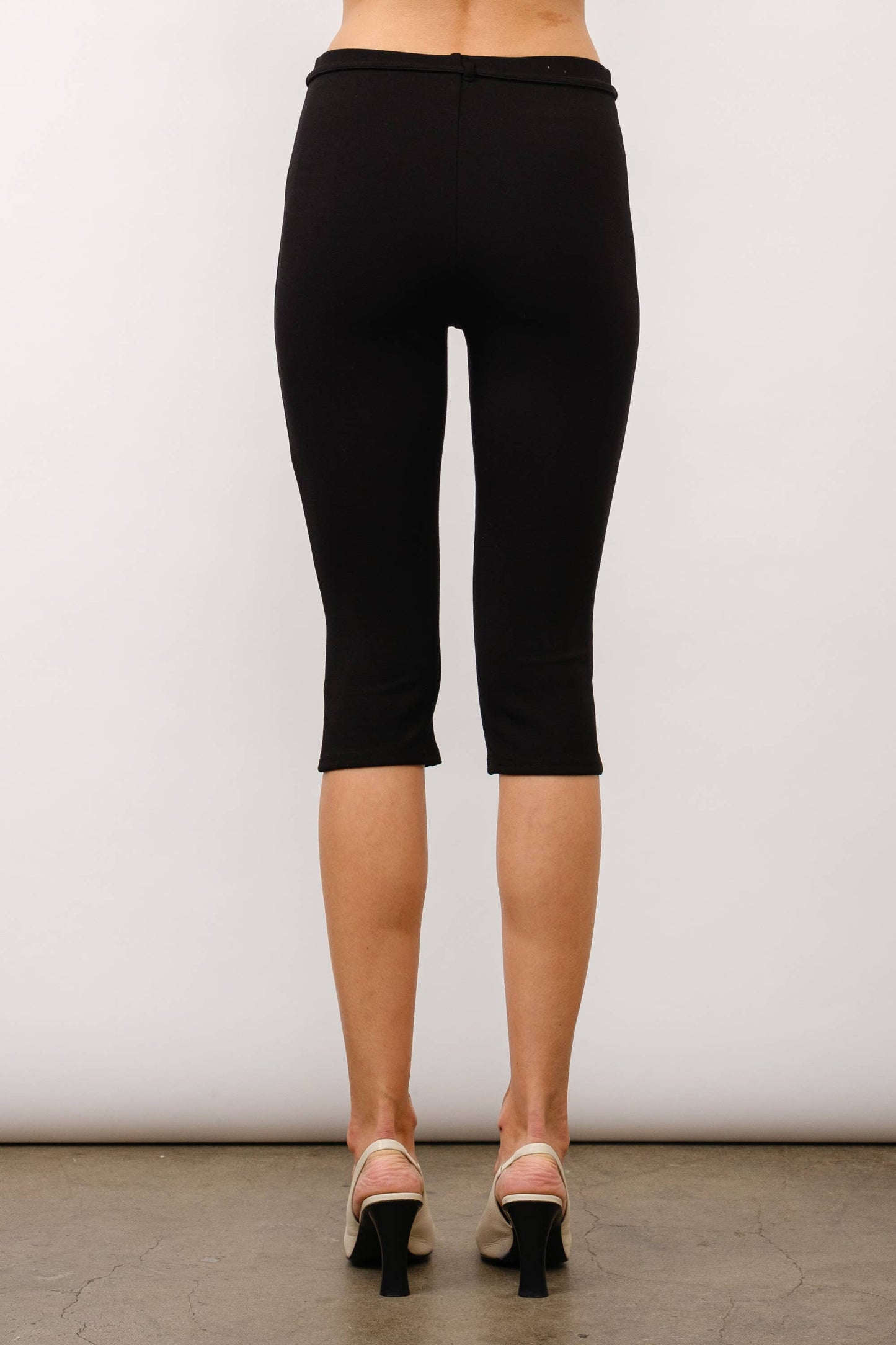 Lilliana Pintuck Capris